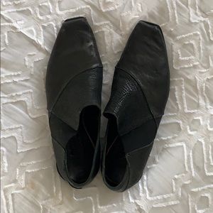 Cydwoq Vintage label shoes